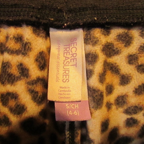 Secret Treasures Leopard Print Pajama Pants - Picture 2 of 3